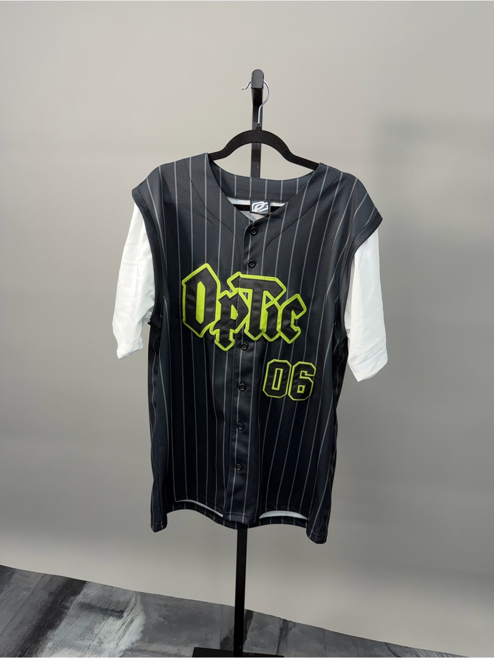 Optic jersey